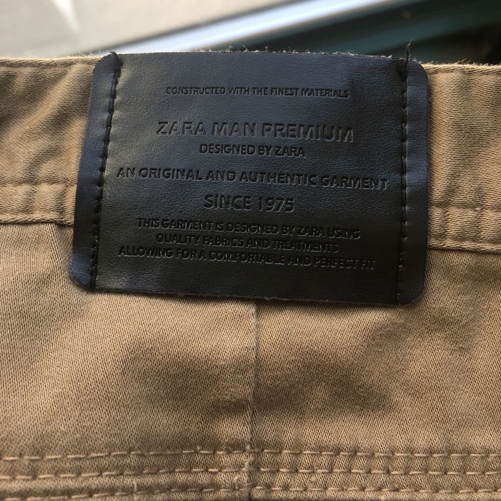 Zara Men’s Khakis